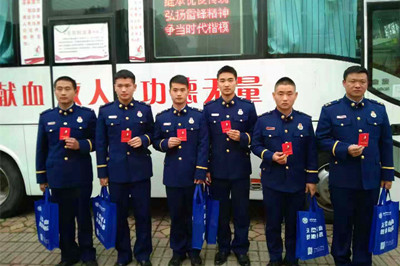 1551926723116960.jpg 学雷锋 献热血_副本.jpg